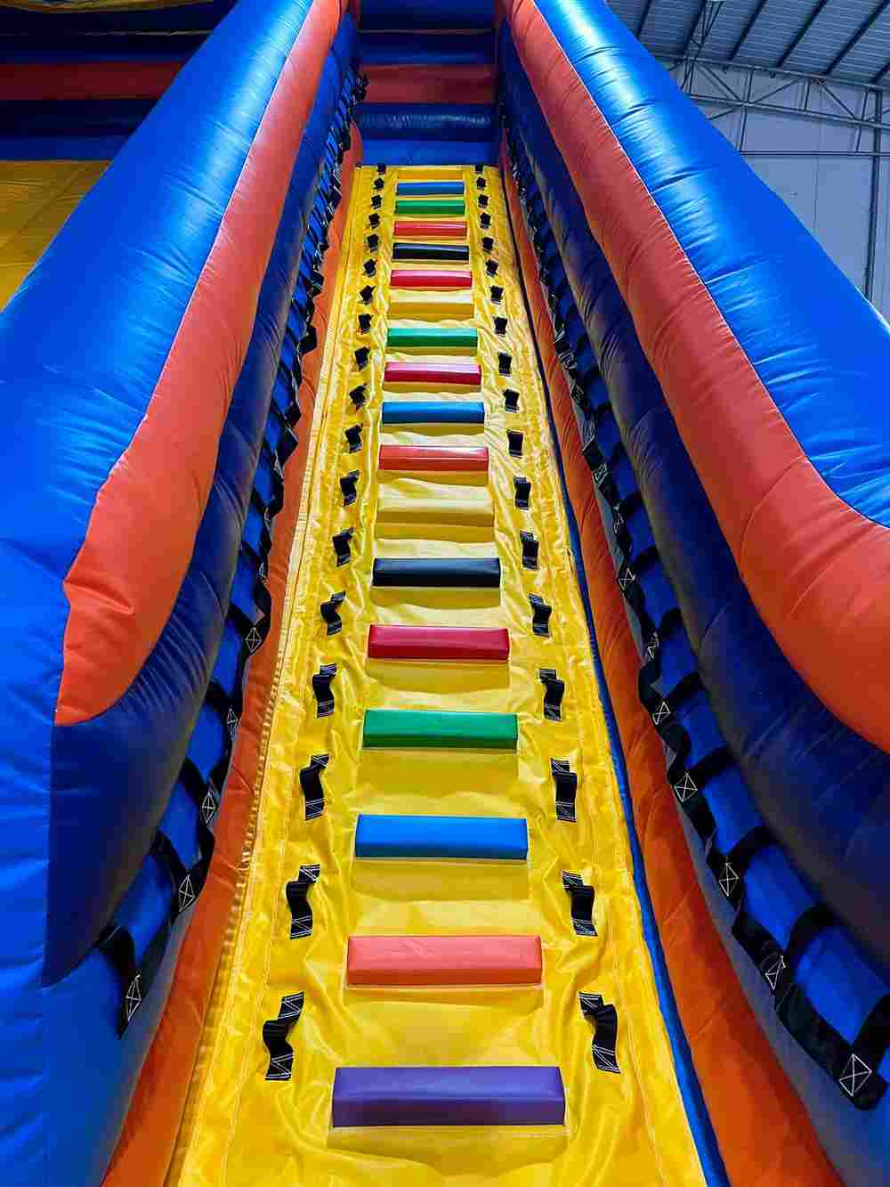 Надувной батут-горка "Супер-волна ST" 12*5*8 м