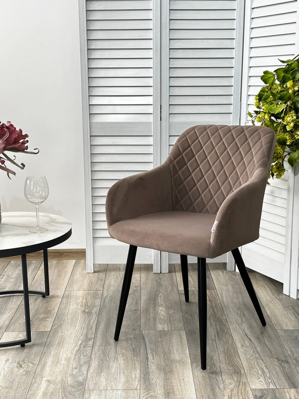 Стул М-City DISAUR Бренди (Brandy) 505-5 Тауп, Велюр "Беспальчиковый", Черный каркас