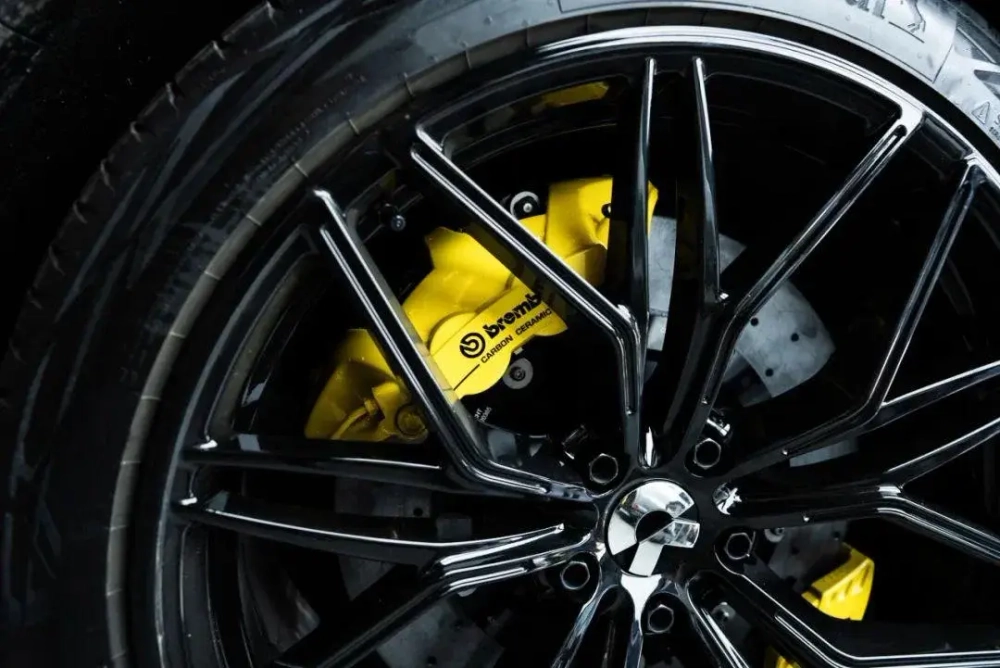 Карбон керамическая тормозная система InSpeed / Brembo для NIO ES8 2023+ НИО Суппорт диски Колодки