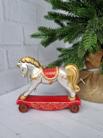 Лошадка Каталка ёлочная игиушка из фарфора