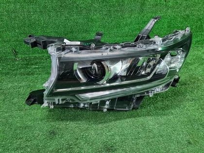 Фара левая Toyota Land Cruiser Prado 150 (2017-н.в.) LED (В пленке)