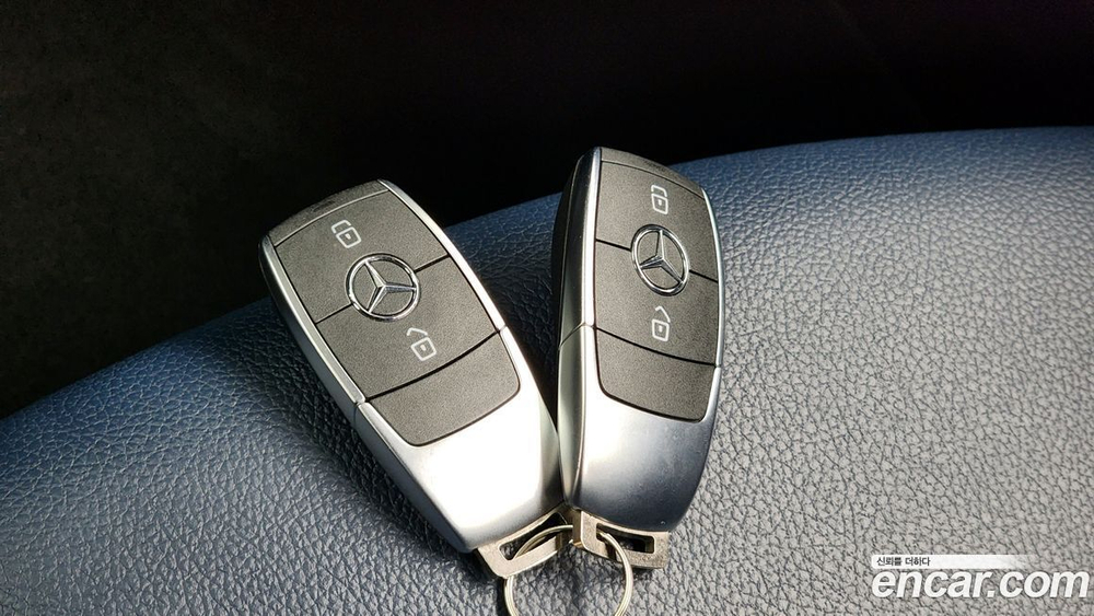 Mercedes-Benz A-Class W177 A220 Hatchback (09.2019)