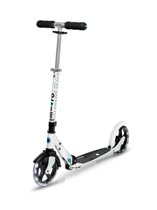 Самокат Micro Classic LED белый