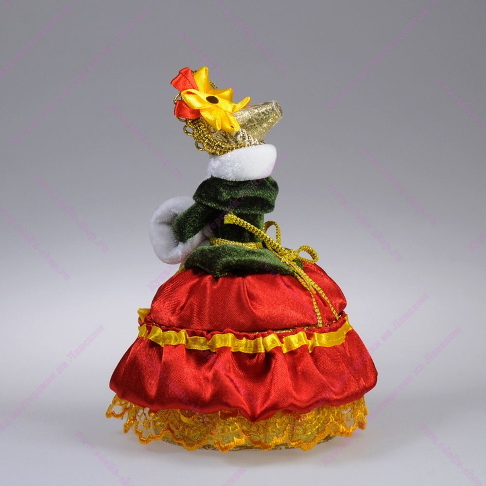 Кукла-шкатулка с ложементом Барышня с муфтой