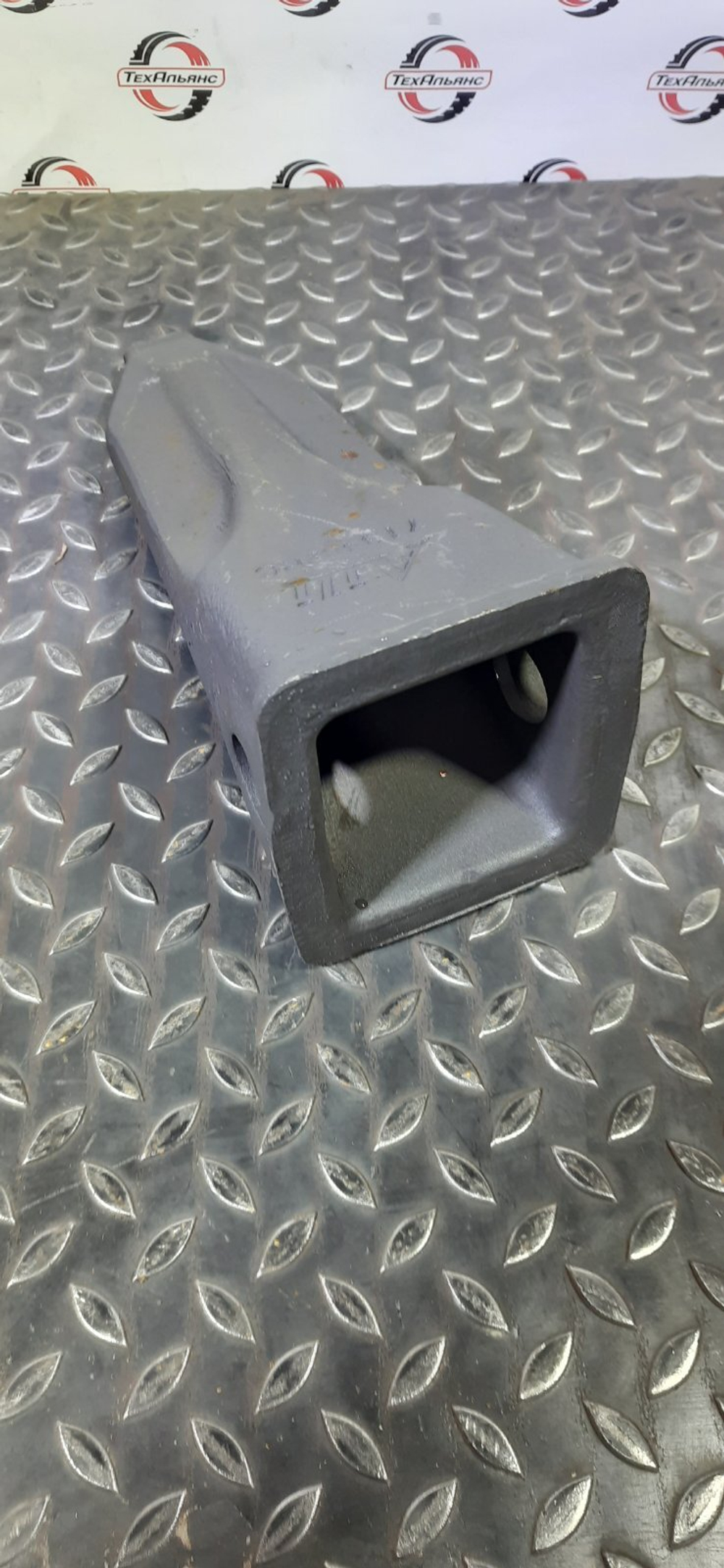 Коронка 7T3402RC скальная (J400)