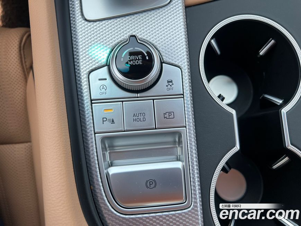Genesis The New G70 Бензин 2.0T 4WD (04.2023)
