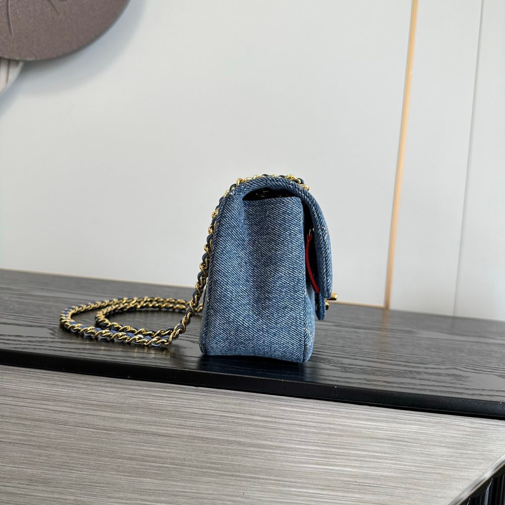Chanel Mini Classic Handbag 20 cm