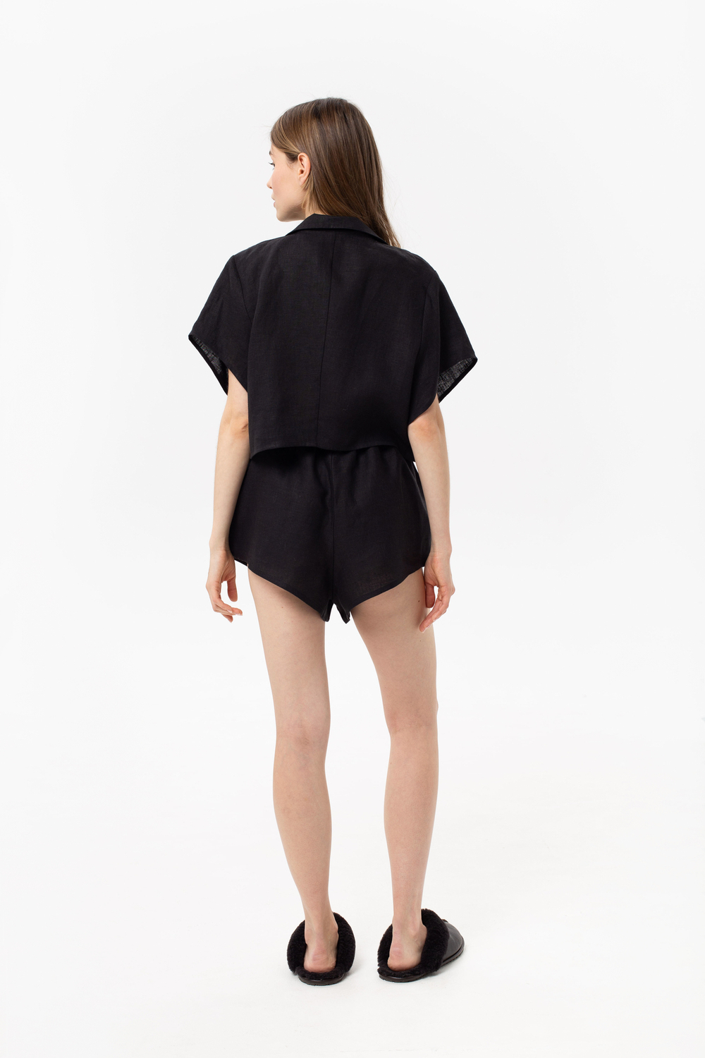 Pyjama-style linen set