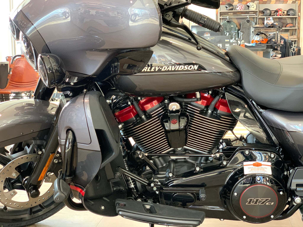 CVO™ Limited® (FLHTKSE), 2020 Harley-Davidson