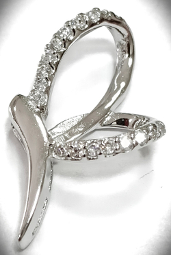 Ювелирная подвеска Эстерелла