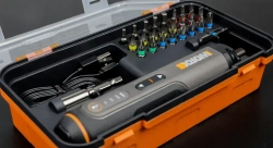 Отвертка аккумуляторная WORX WX240, 4В, 5Нм, 1,5Ач, набор оснастки