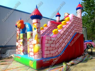 Надувной батут "Веселый замок"