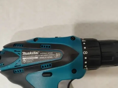 Дрель Шуруповерт Makita 18 v С набором