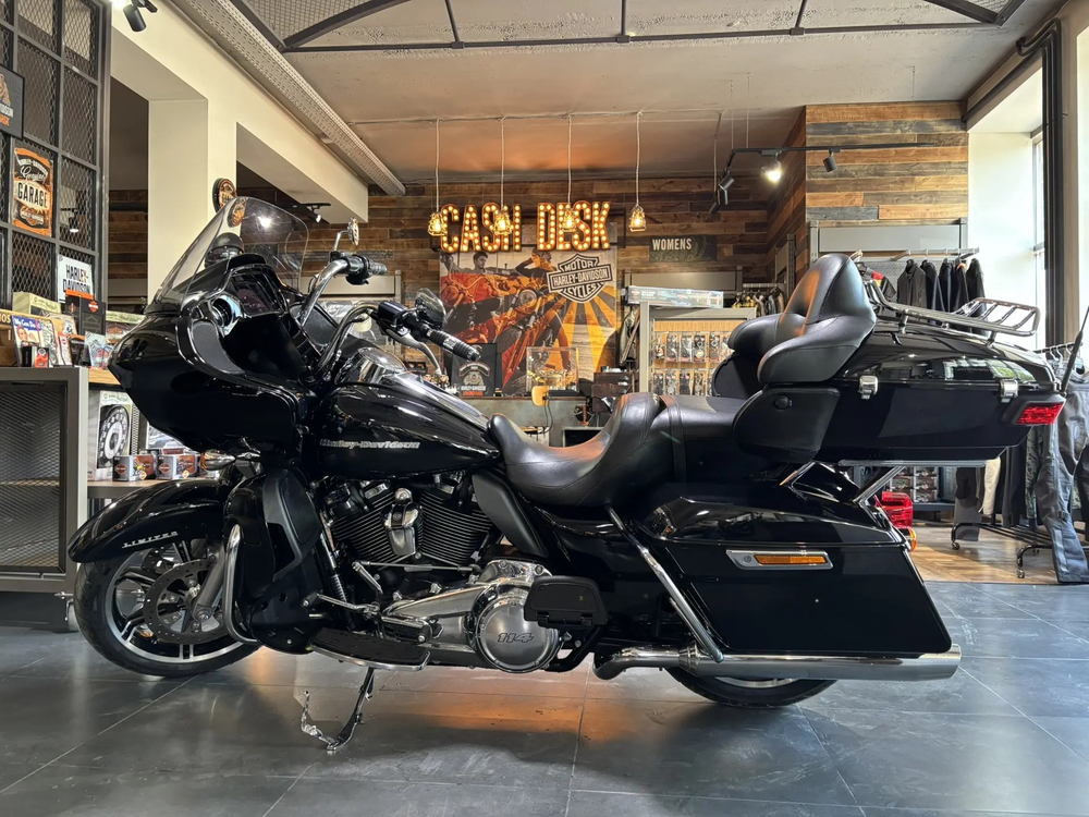 Harley-Davidson Road Glide Limited 114, 2019 с НДС