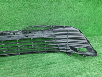 Решетка переднего бампера Toyota Camry xv70 17-21