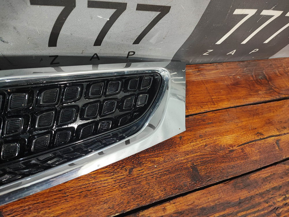 Решетка радиатора Kia Rio 4 X-Line 17-20 Б/У Оригинал 86350H0500