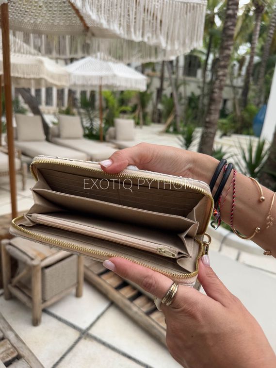 Женский кошелек из кожи питона перламутрового окраса WA-244