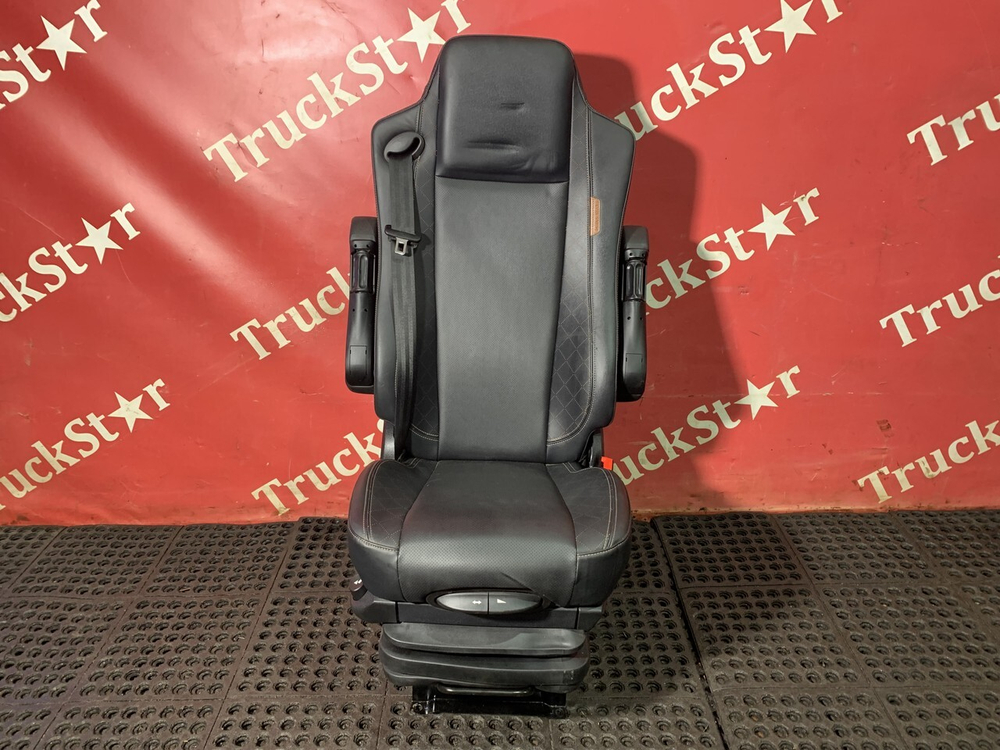 Сиденье пассажирское пневматическое 2024г