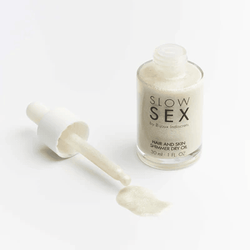 Масло для тела и волос с шиммером Bijoux Indiscrets Hair and Skin Shimmer Dry Oil - SLOW SEX, 30 мл