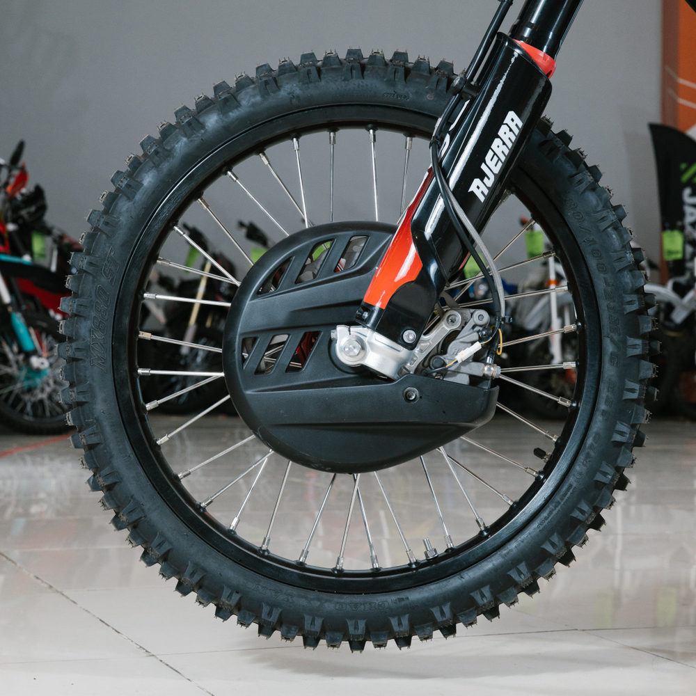 Мотоцикл кроссовый Ajerra SAGAI K9 CB300RL (4 клапана)  Red 21/18
