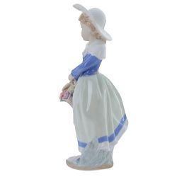 GAEM Фигурка декоративная "Девочка", L10 W13,5 H30 см