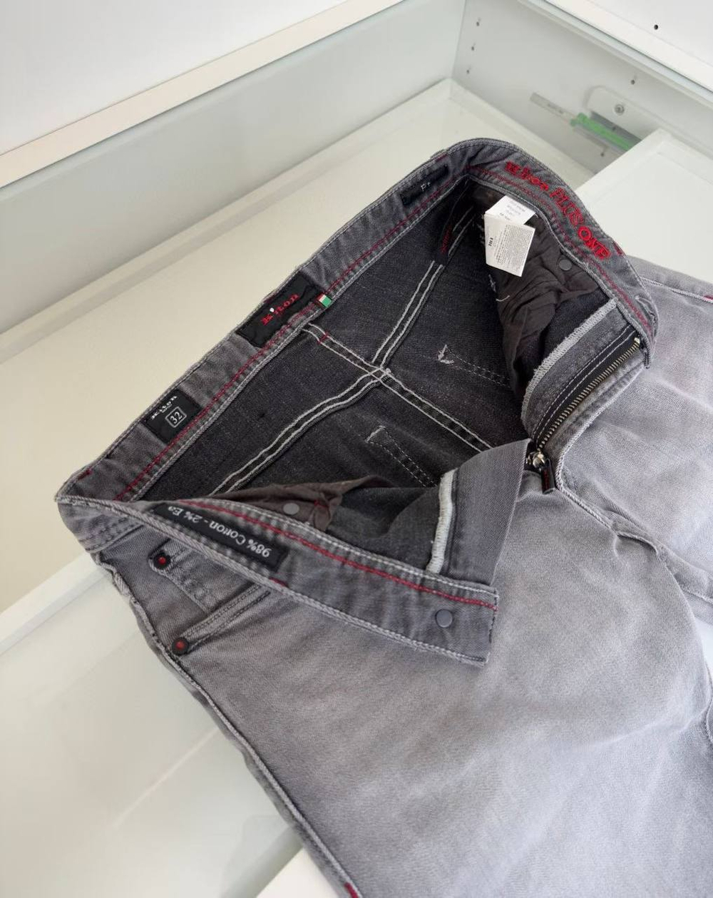 Джинсы Kiton