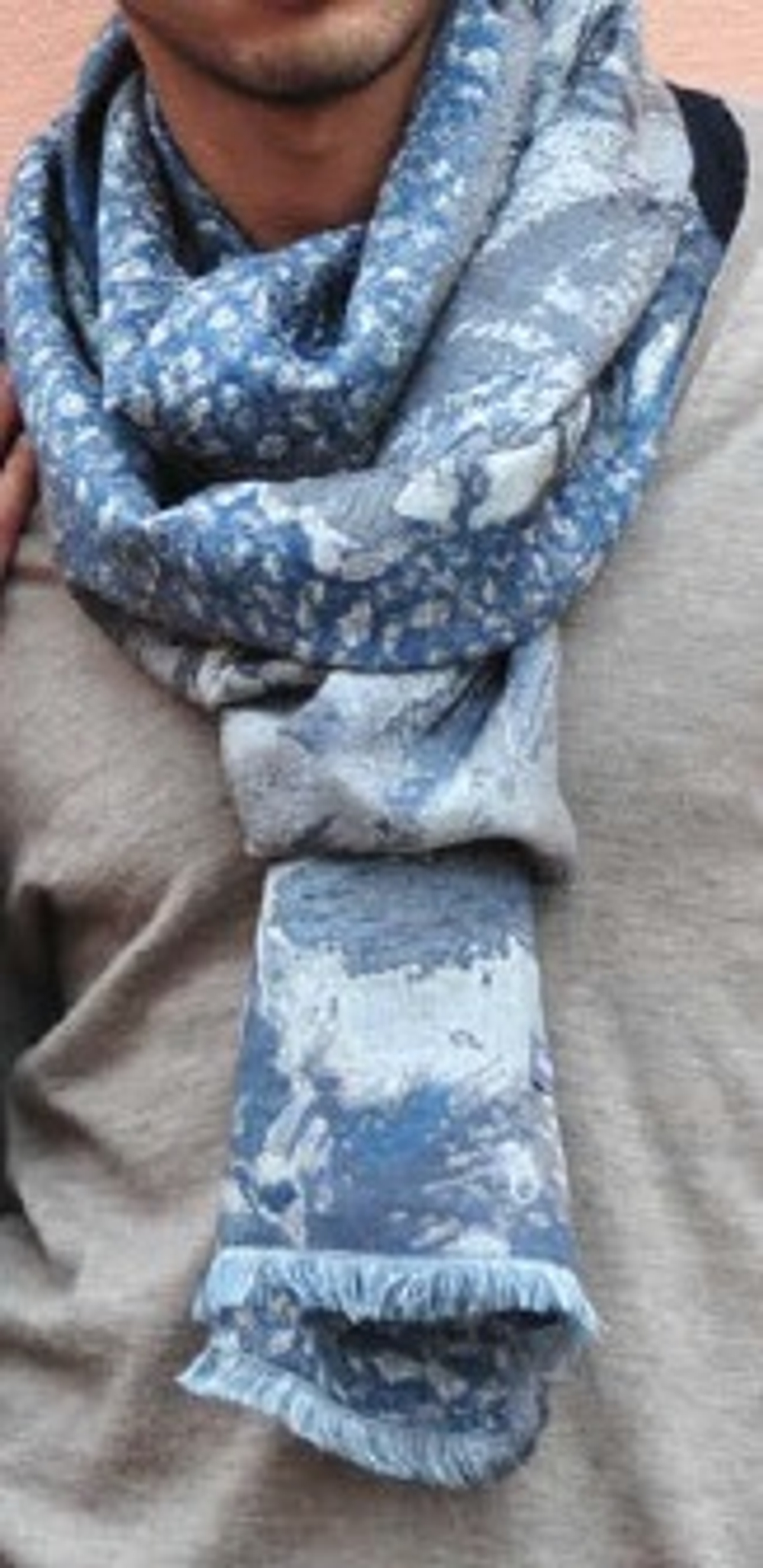 Шарф SOURCES BLEU Шаль 63% 37% Petrusse 50x190 Голубой