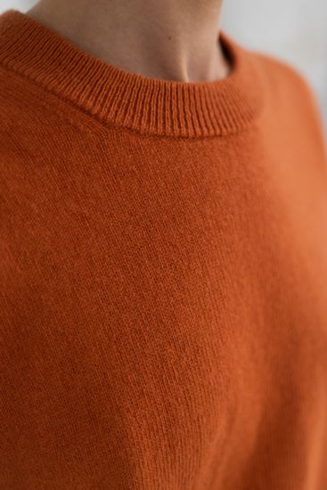 Джемпер Л.Т., 100% шерсть ягнёнка, цвет красная глина.