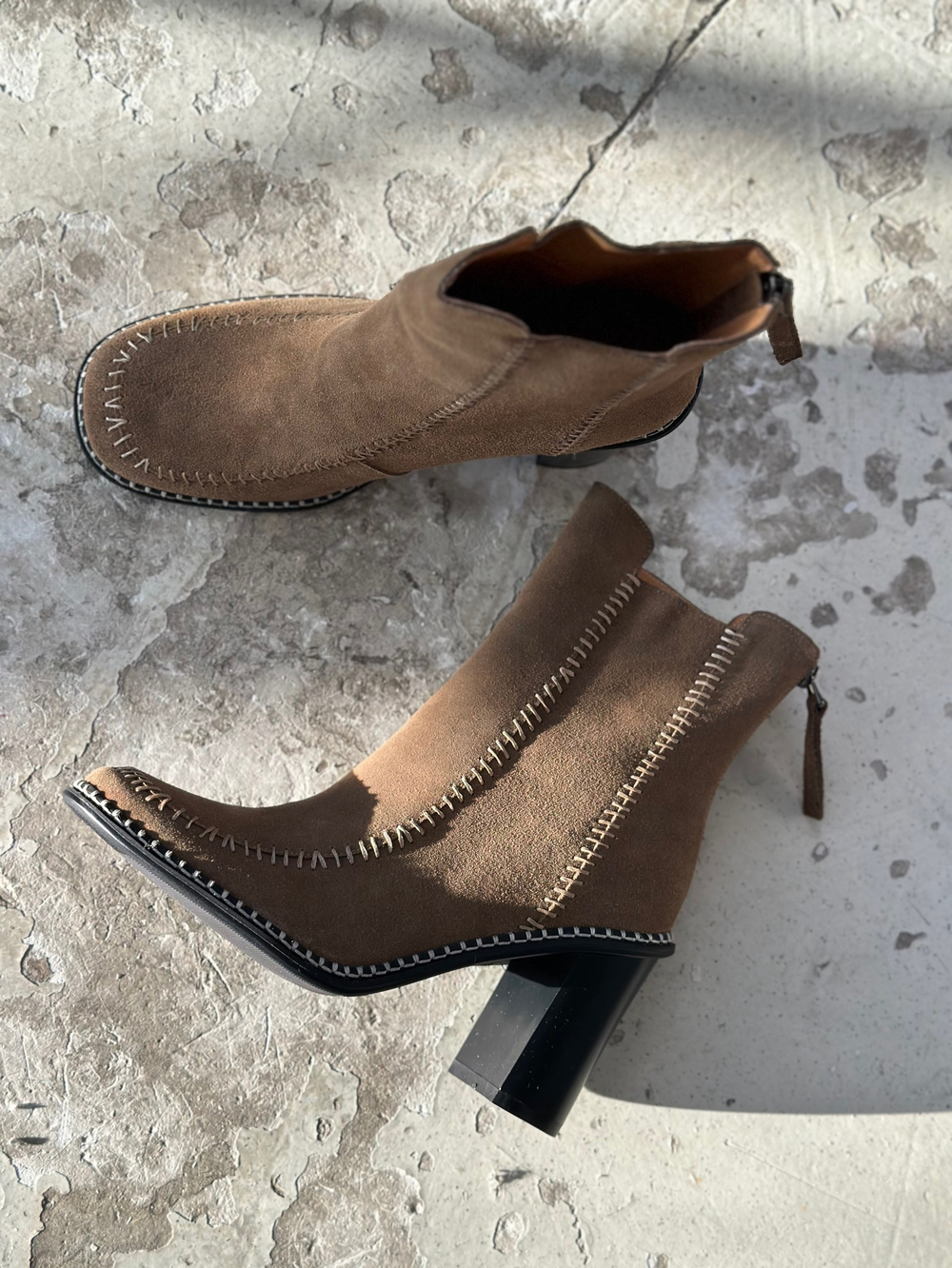 Ботильоны NAOMI SUEDE