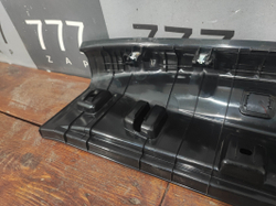 Накладка замка багажника BMW 5 G30 бу оригинал 51477373574