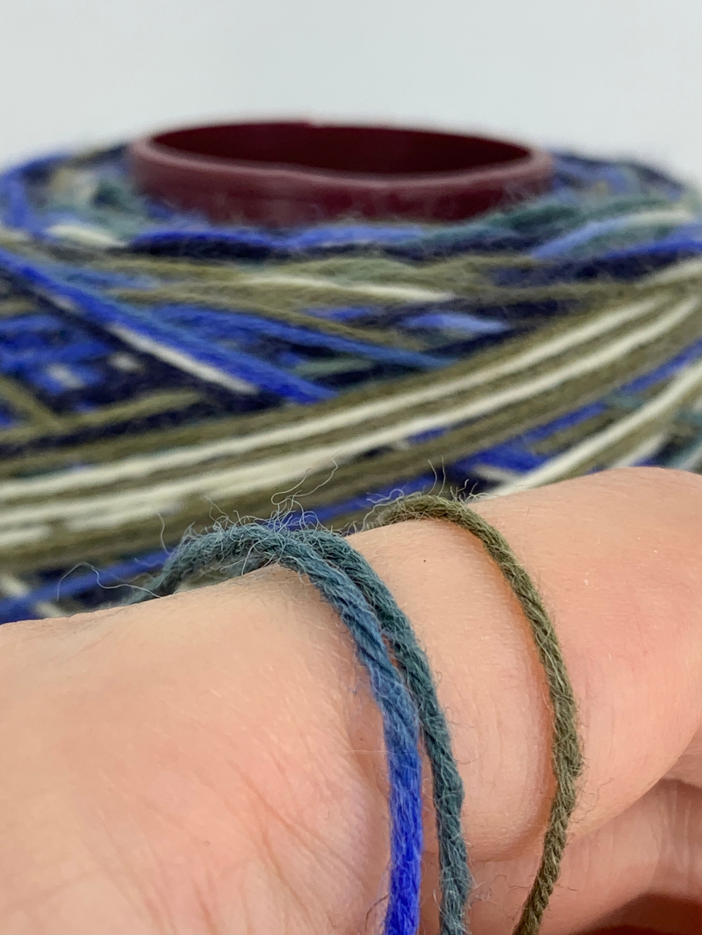 Caliza - Italy Stock- 75% шерсть, 25% п/а; 420м/100гр., мультиколор синий