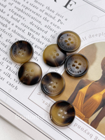 Пуговицы Брунел. глянцевые бежевые с коричневыми прожилками