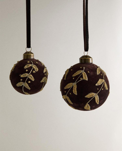 ZARA HOME НАБОР ЕЛОЧНЫХ УКРАШЕНИЙ В ФОРМЕ БАРХАТИСТОГО ШАРА С ЛИСТЬЯМИ, КОРИЧНЕВЫЙ