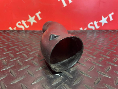 Воздуховод отопителя