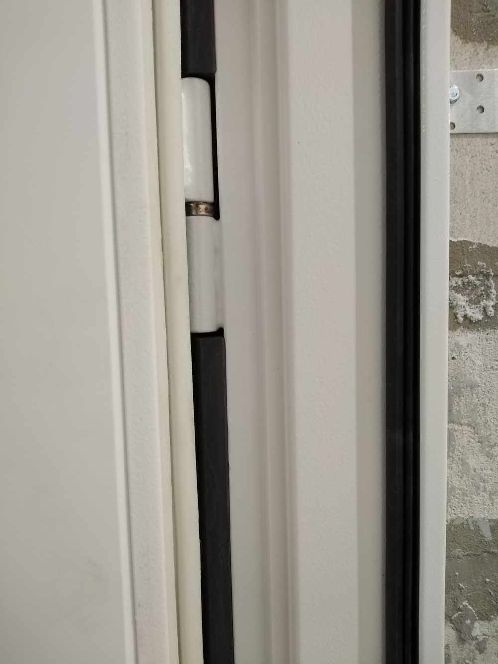 Входная дверь в квартиру Лабиринт Платинум 11 Белый софт