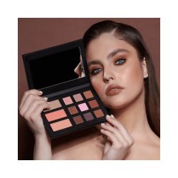 RBG Russian Beauty Guru Универсальная палетка для макияжа N2 "Лена Ясенкова", 27,6 гр