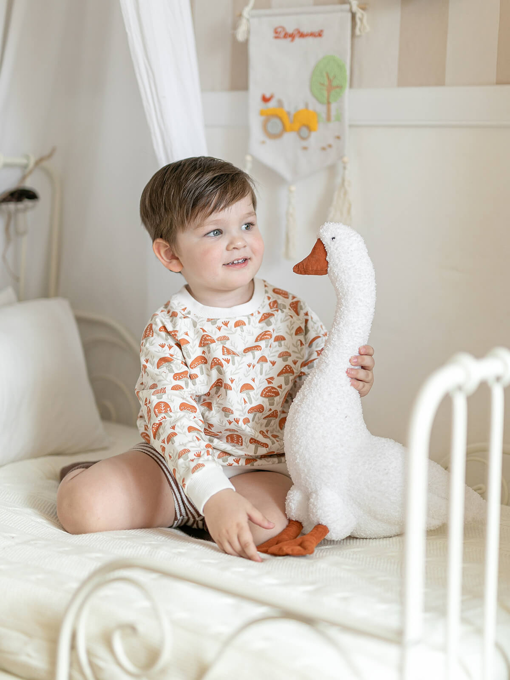 Свитшот оверсайз Mjölk Mushrooms