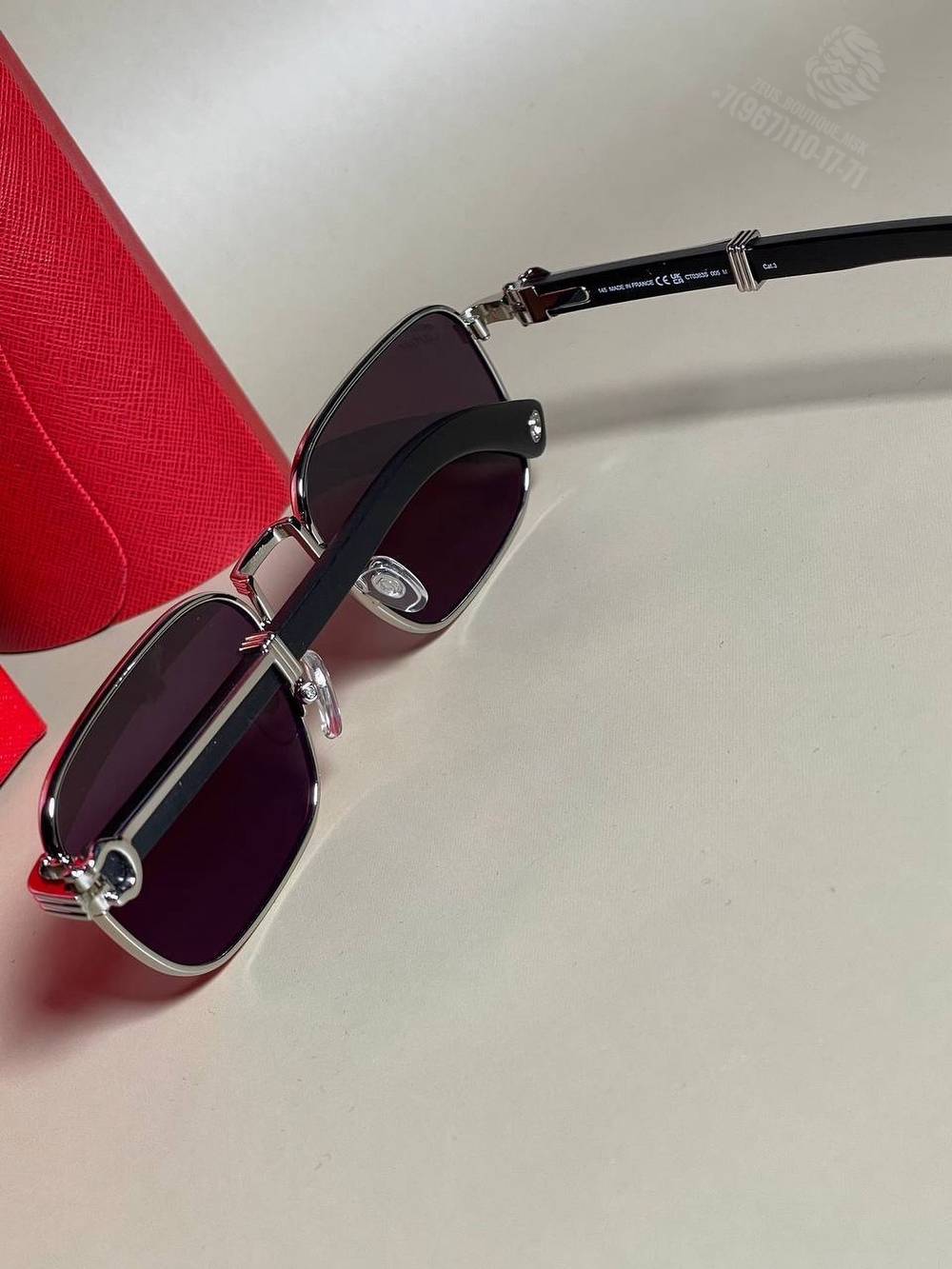 Солнечные очки Cartier
