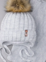 Шапка детская зимняя и снуд