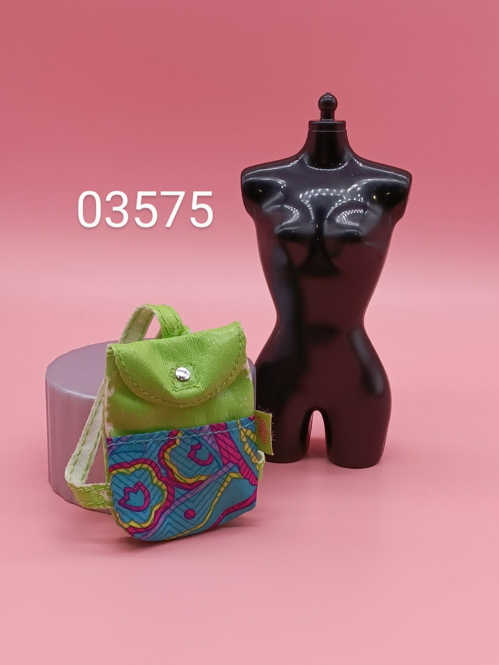 Аксессуар для куклы Барби винтаж - рюкзак 03575