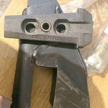 Шток, ступица BOURGAULT