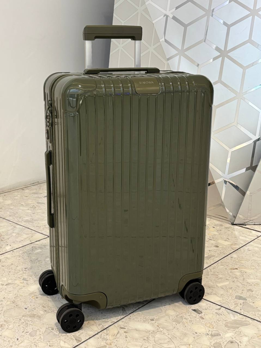 Чемодан Rimowa