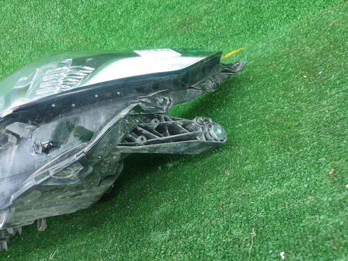 Фара левая Toyota Camry xv70 (2017-н.в.) LED