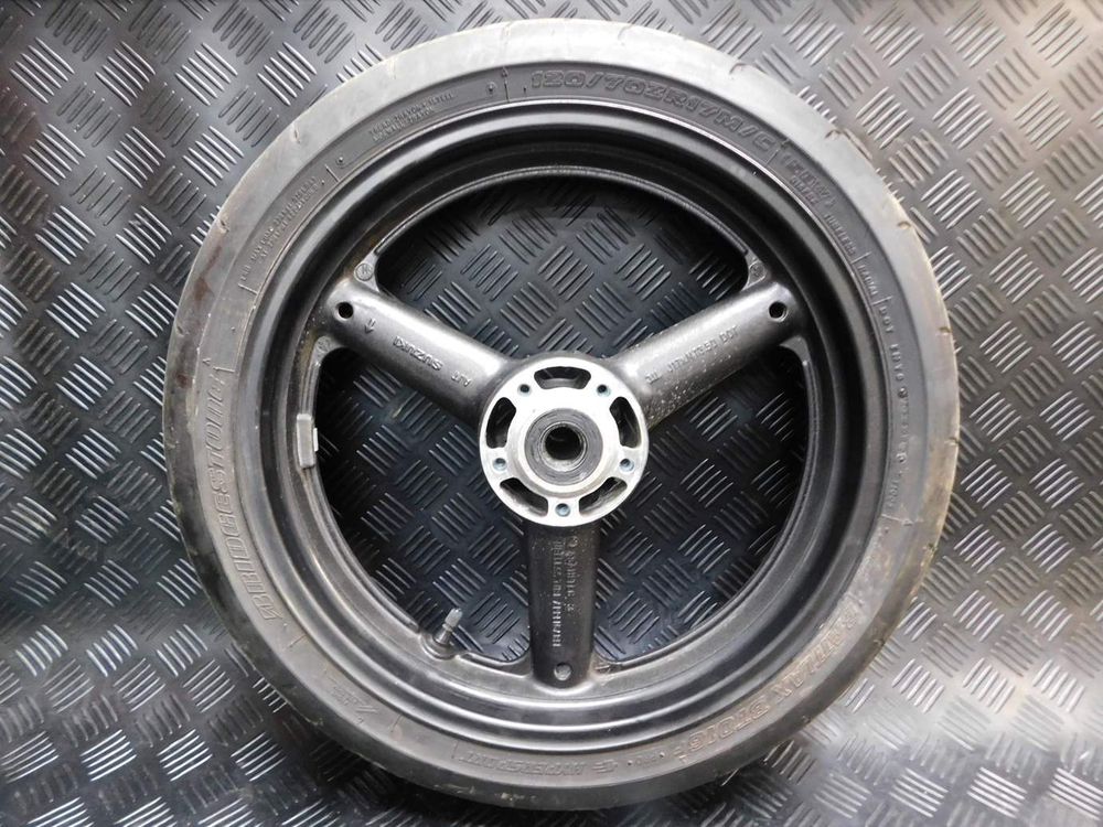 Колесо переднее Suzuki GSX1300R Hayabusa 99-2007