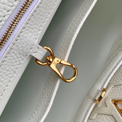 Louis Vuitton Capucines BB