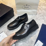Лоферы Prada