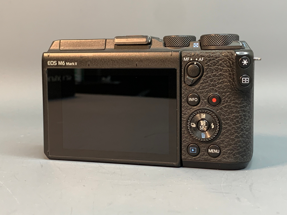 Canon EOS M6 Mark II