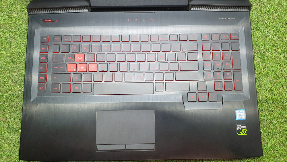 Игровой HP i5-8/12Gb/GTX 1050 4Gb/FHD/Omen 17-an117ur [4ju09ea]/Windows 10