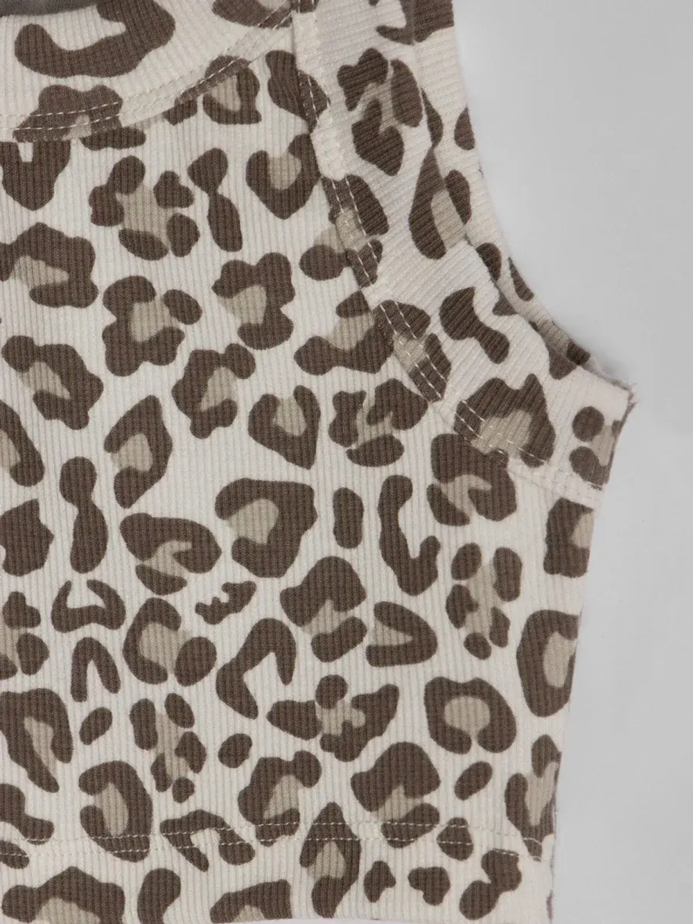 Костюм для девочки в сад топ и шорты