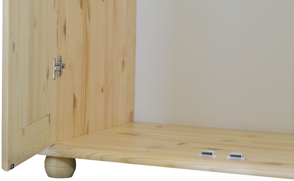 Шкаф распашной Фалко 3 двери деревянный, лак